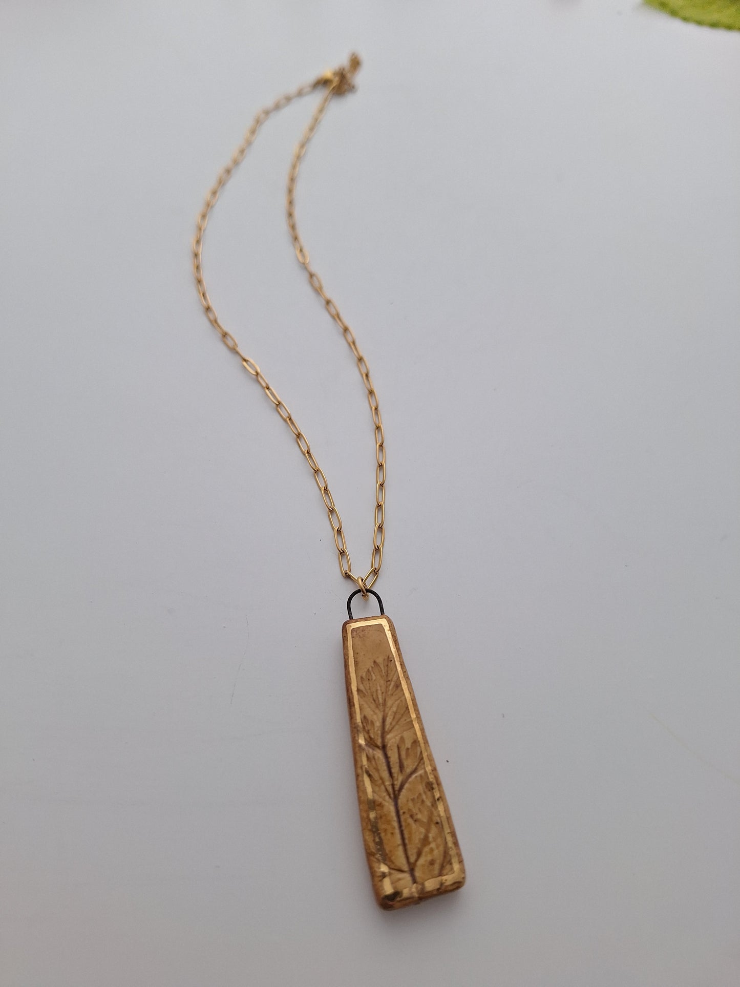 Wild Carrot Ceramic Necklace
