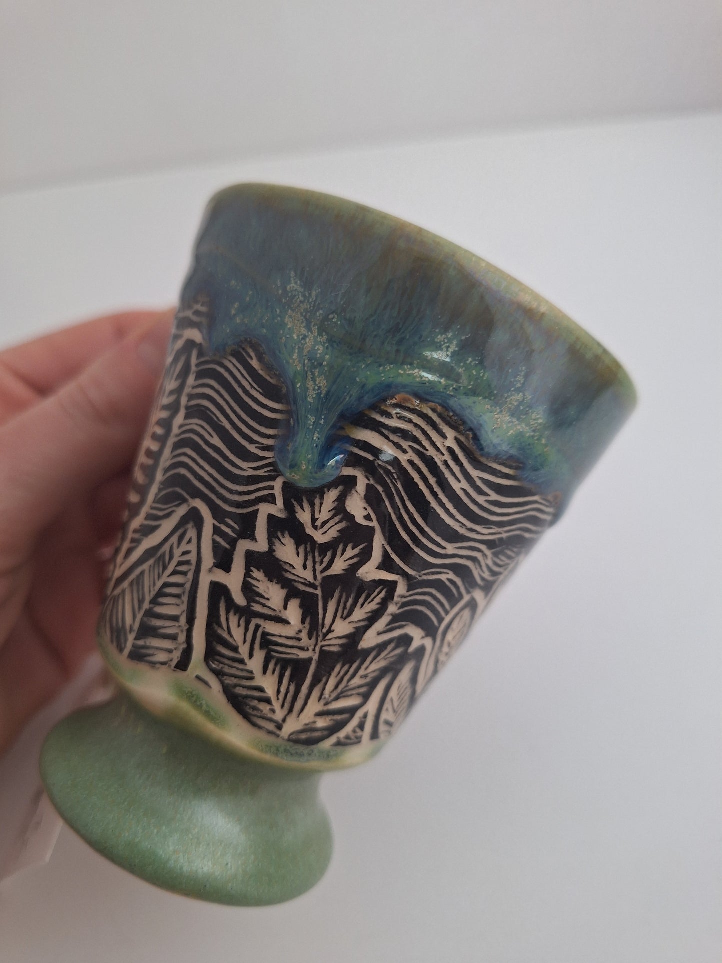 Hand-Carved Fern Stoneware Espresso Mug – Sgraffito Pottery Cup