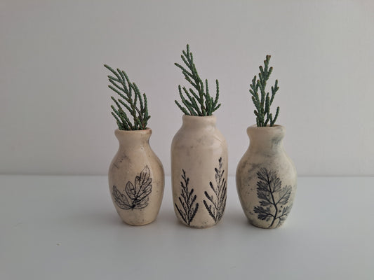 Tiny Vase Set