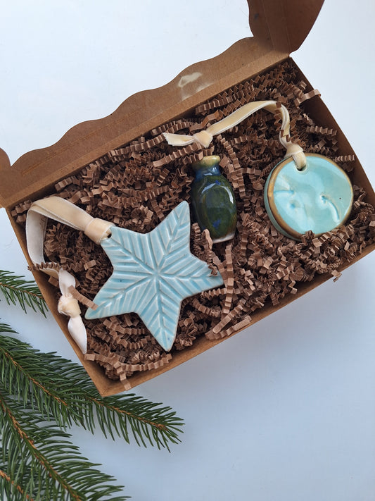 Boxed Gift Set - Ornaments and Tiny vase