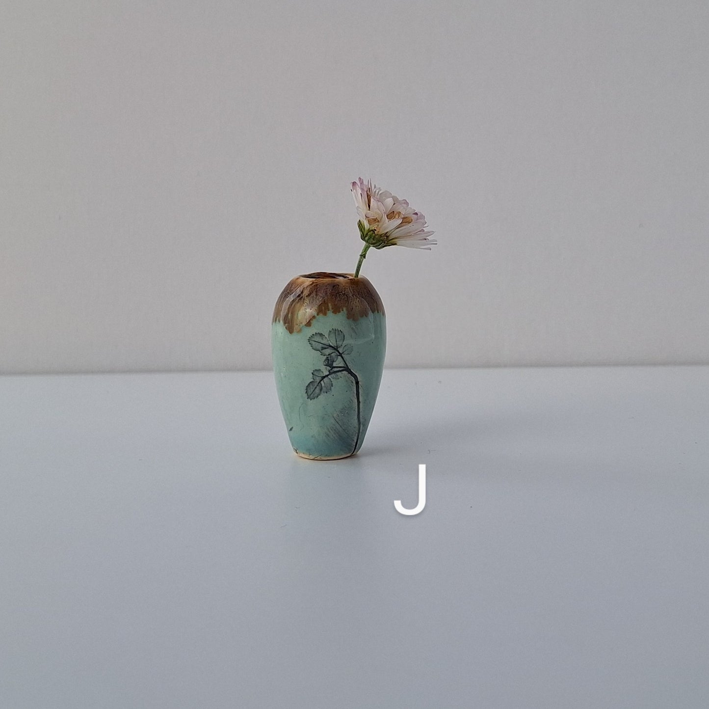 Tiny Vases / Mommy Pots - Oct '24