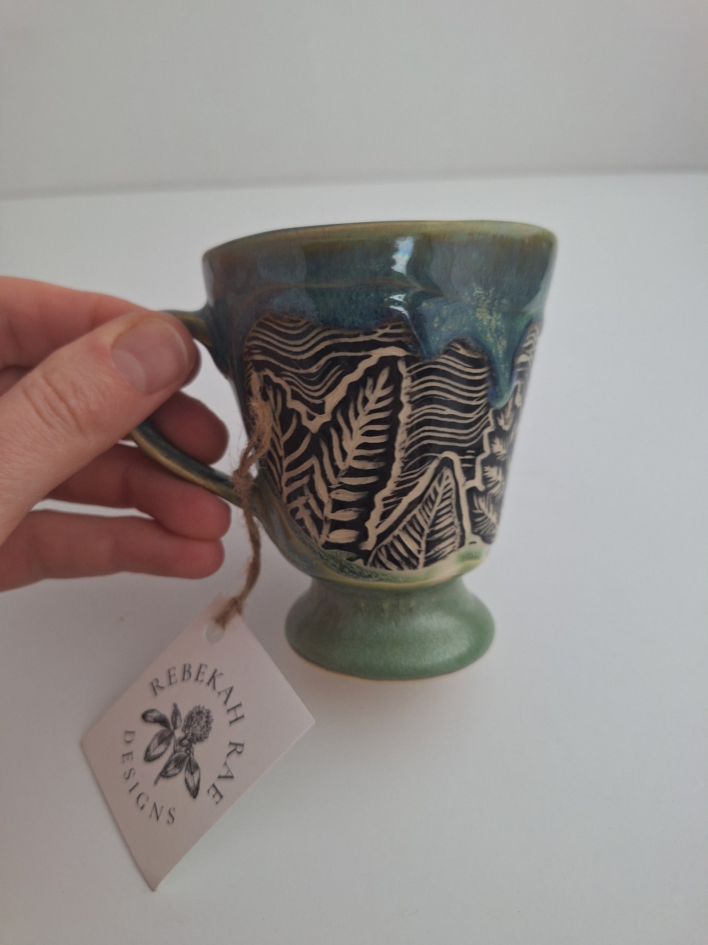 Hand-Carved Fern Stoneware Espresso Mug – Sgraffito Pottery Cup