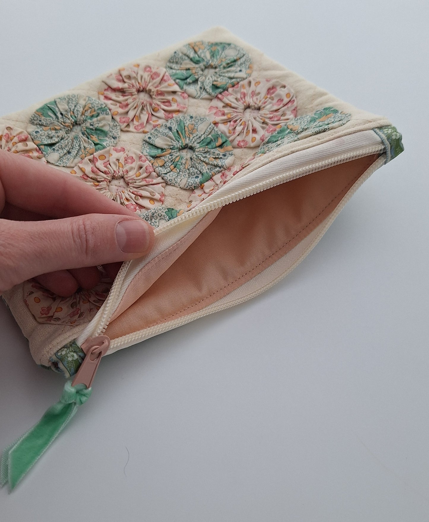 Heirloom Yo-yo Zipper Pouch