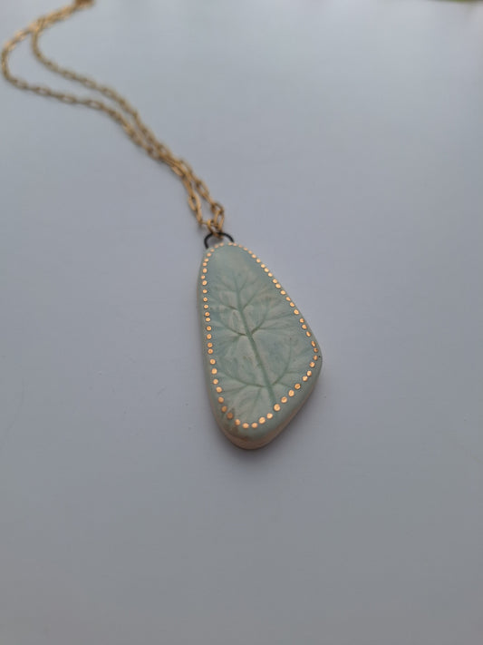 Wild Carrot Ceramic Necklace - aqua