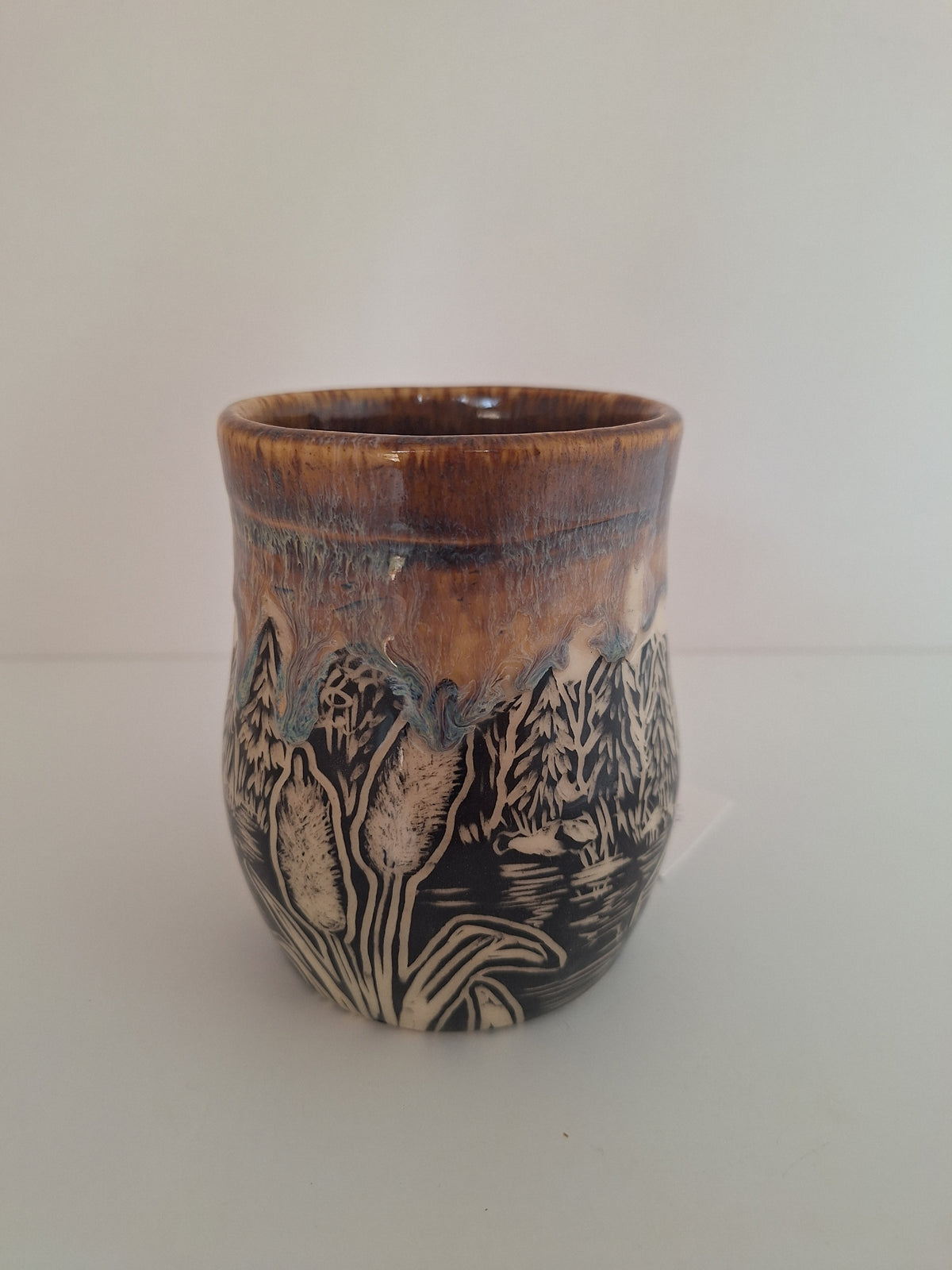 Boathouse Mug - Hand Carved Botanical Stoneware - Sgraffito