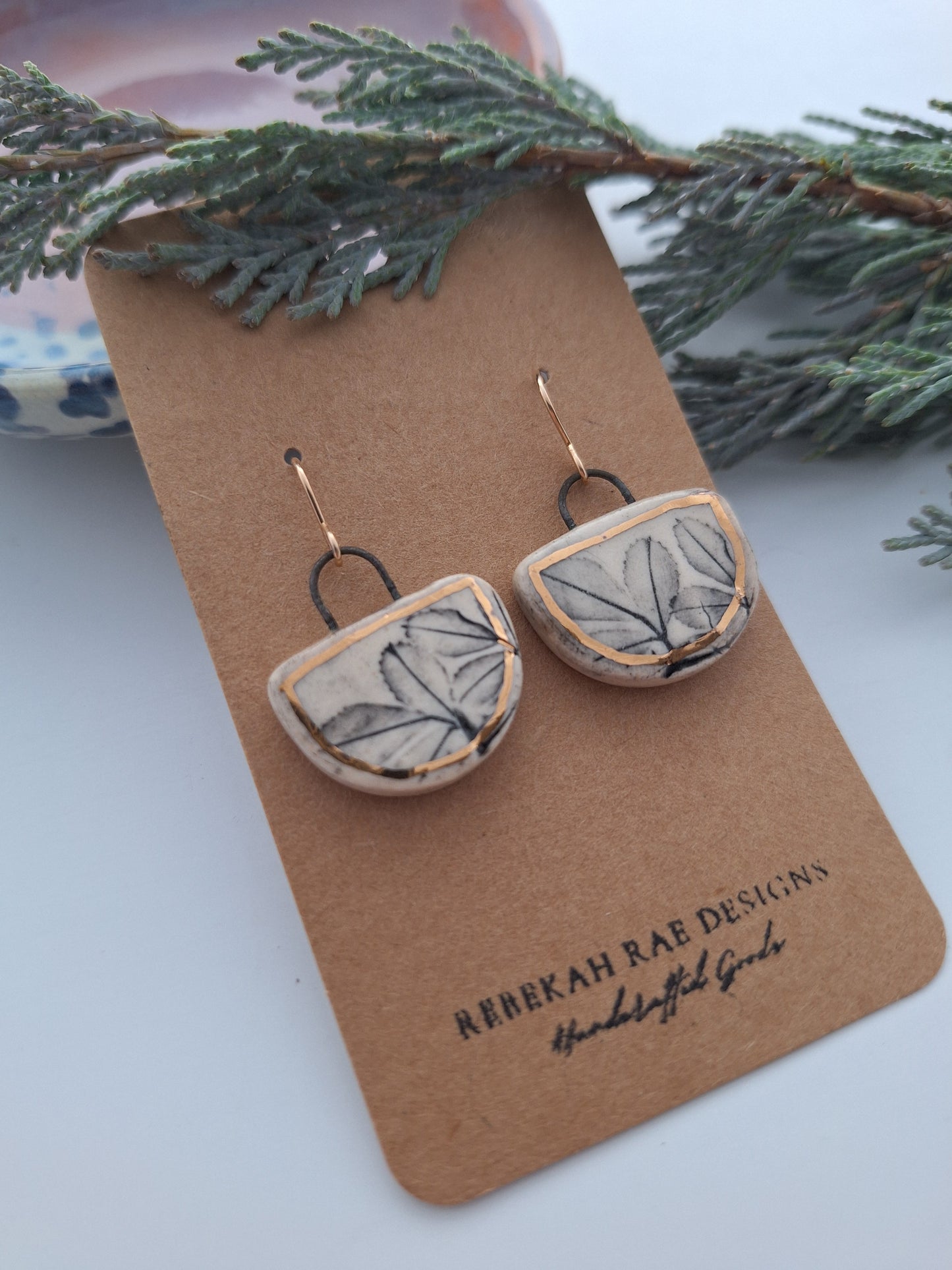 Ceramic Earrings - gold