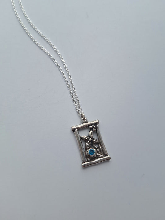 Bluet Garden Necklace