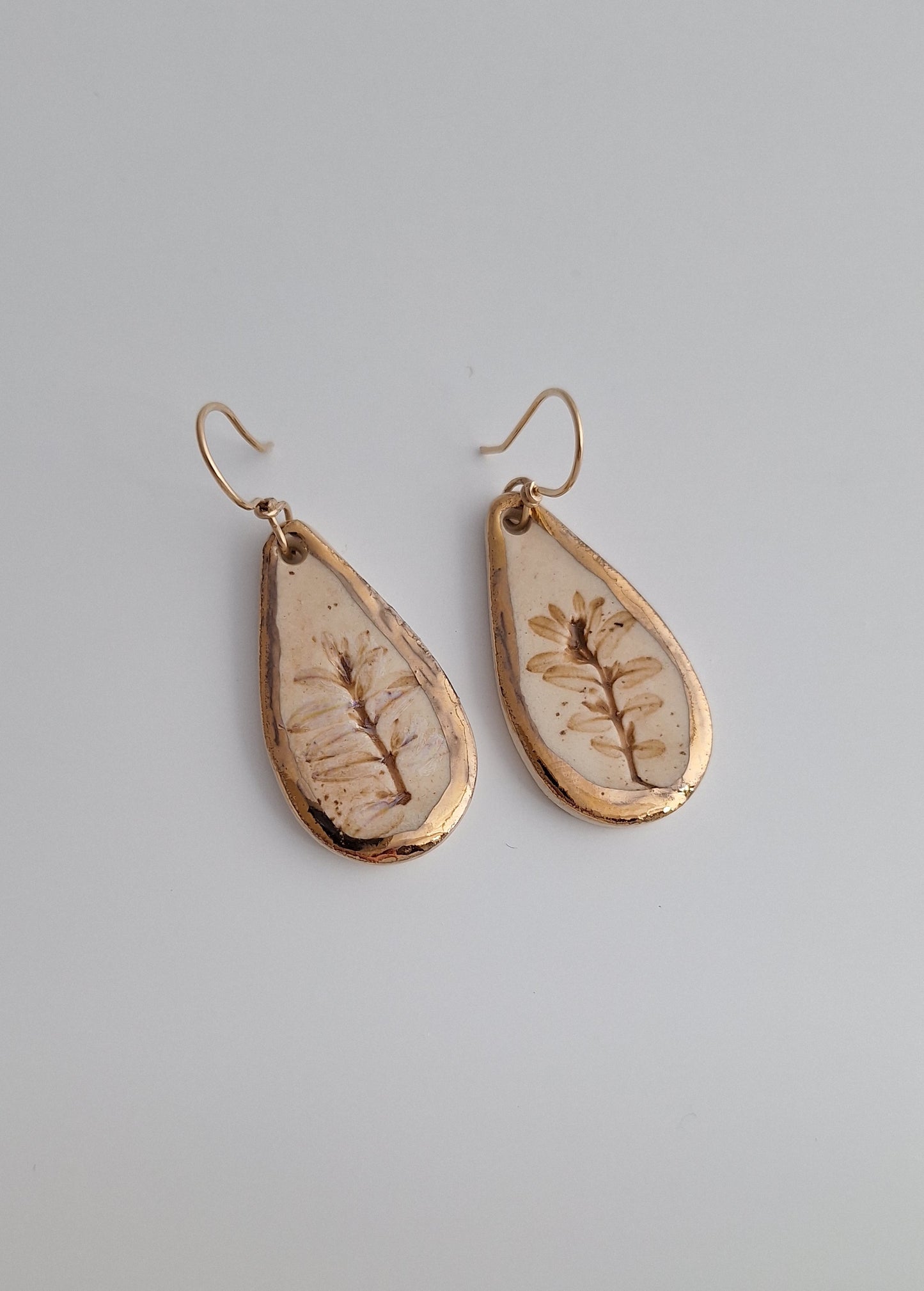 Knotweed Earrings - Ceramic