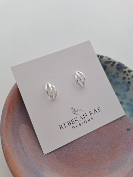 Woven Earrings, posts