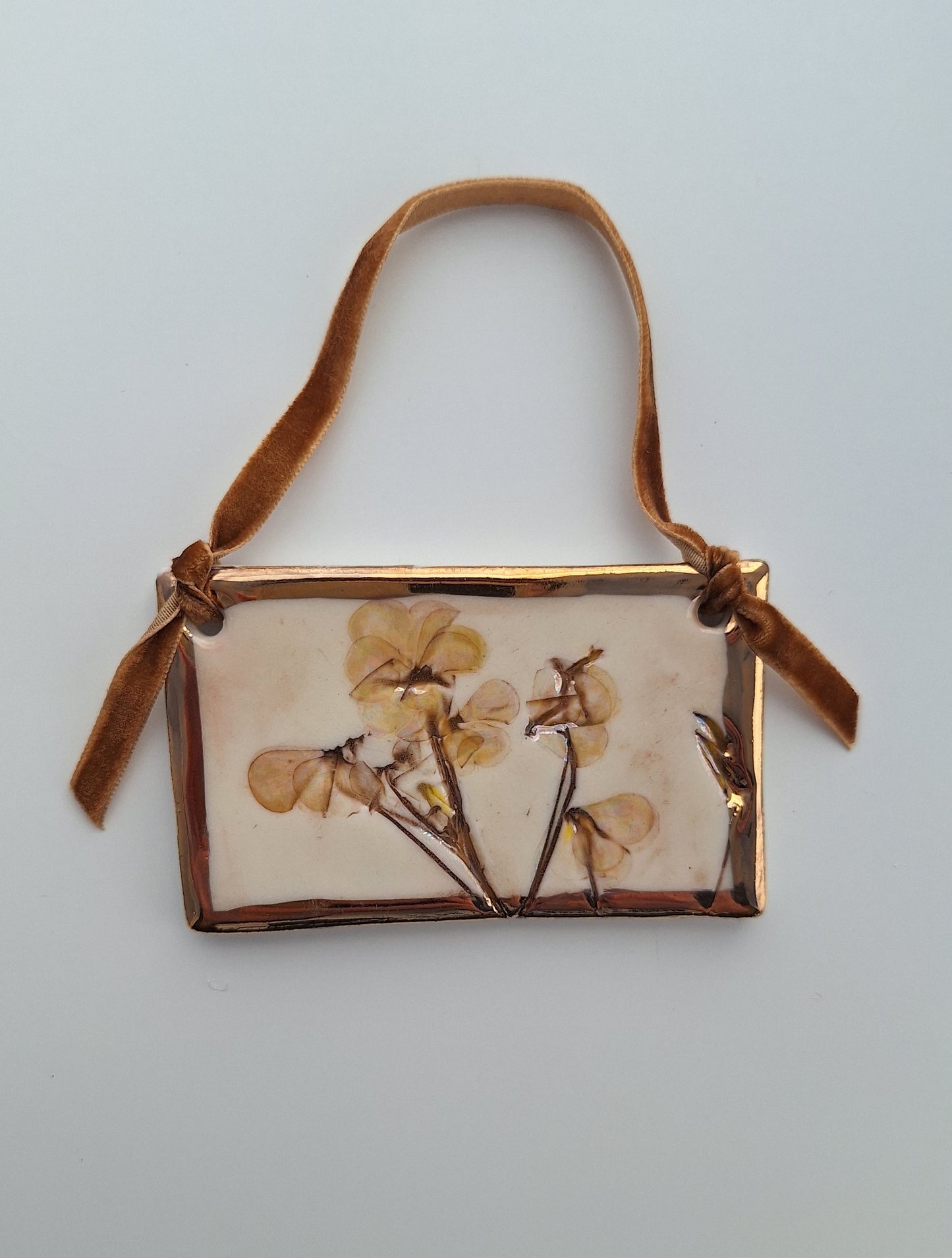 Pressed Flower Plaque - Wood Sorell