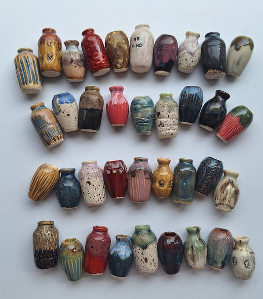 Tiny Vases / Mommy Pots - Feb '26