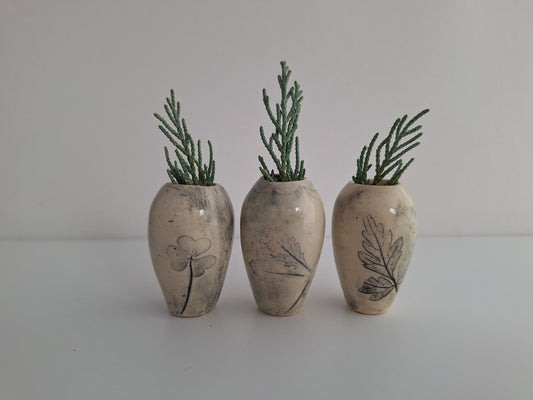 Tiny Vase Set