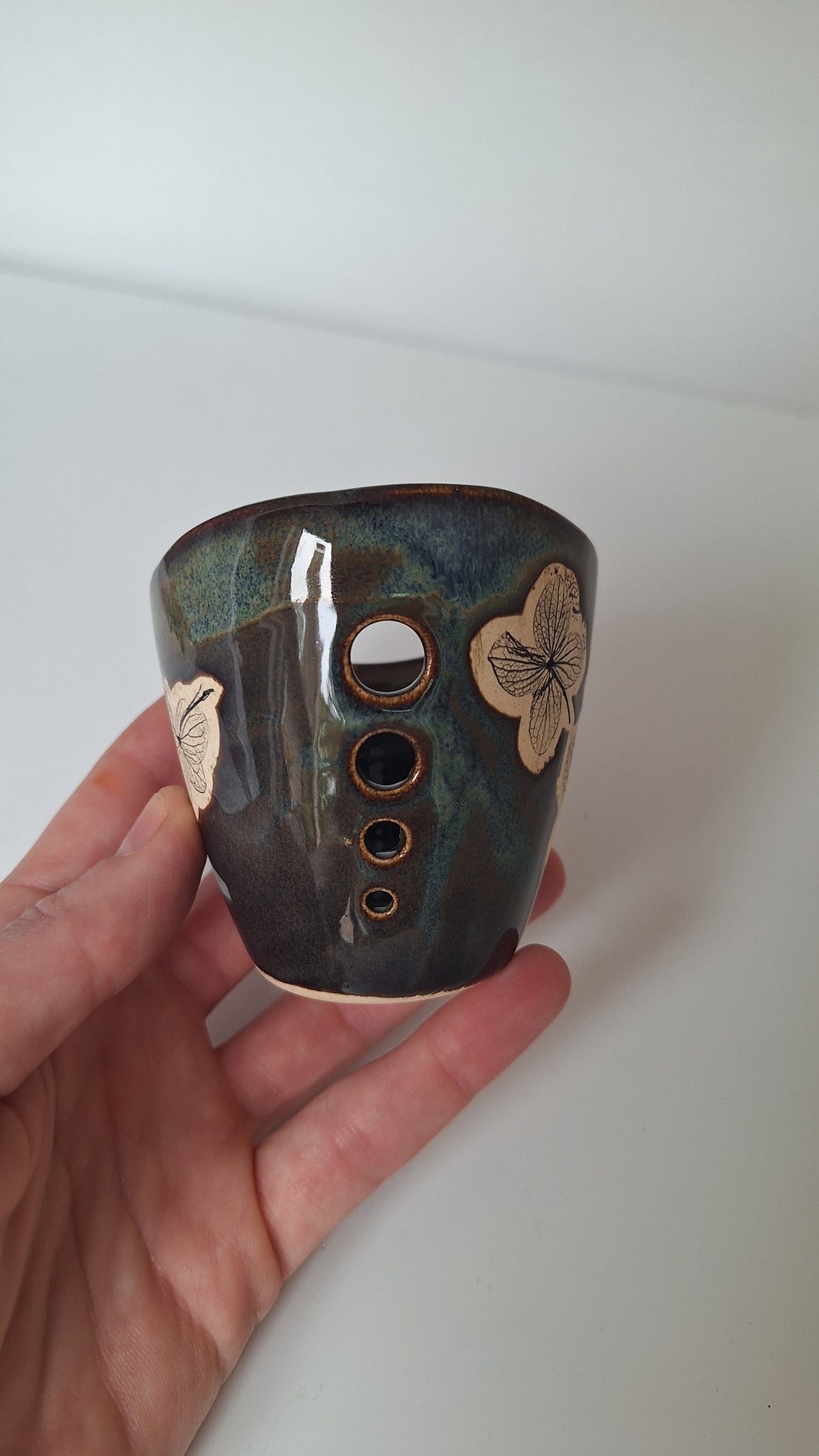 Botanical Herb Stripper Cup - Hydrangea