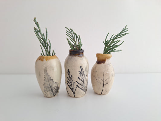 Tiny Vase Set