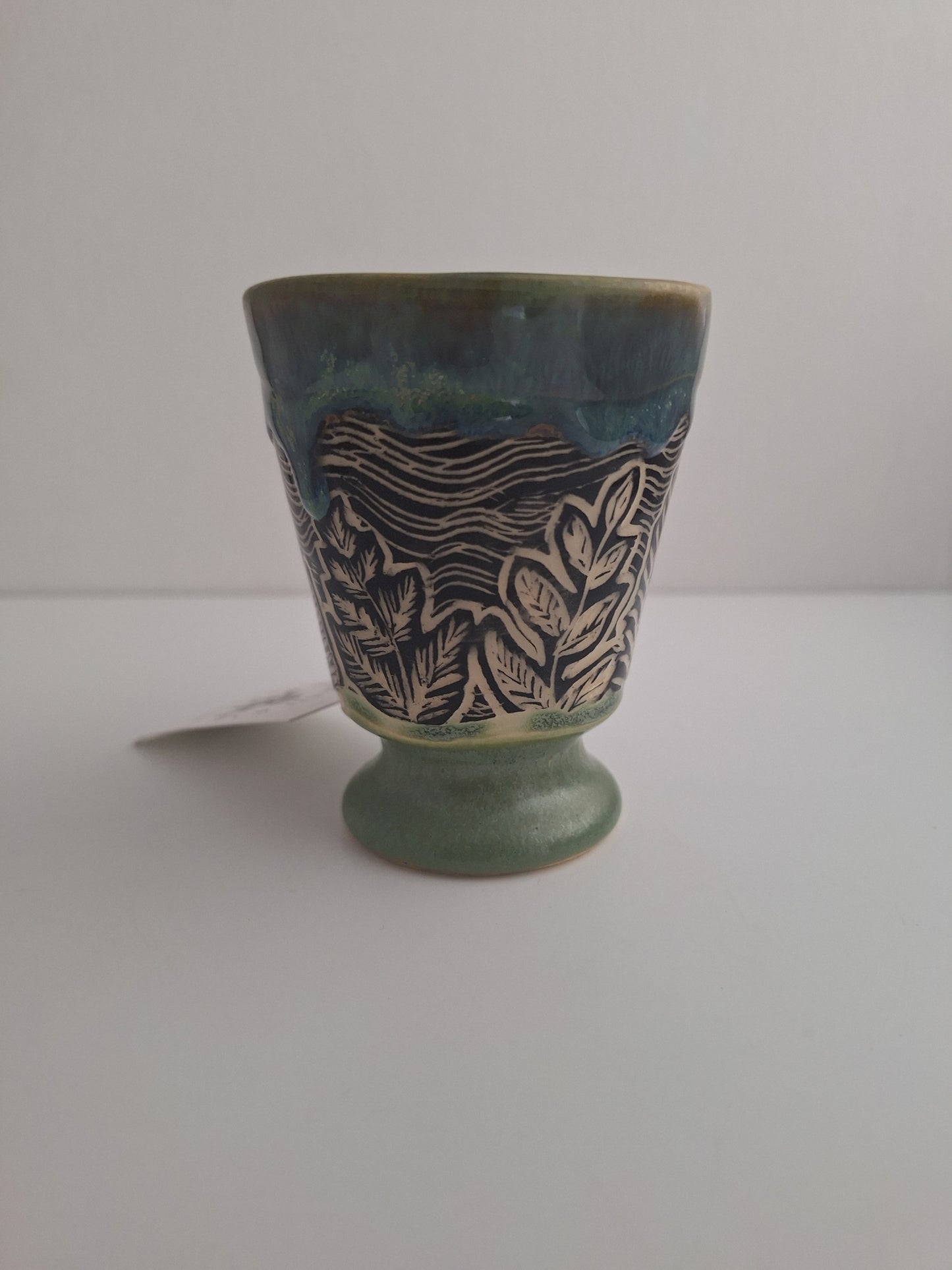 Hand-Carved Fern Stoneware Espresso Mug – Sgraffito Pottery Cup