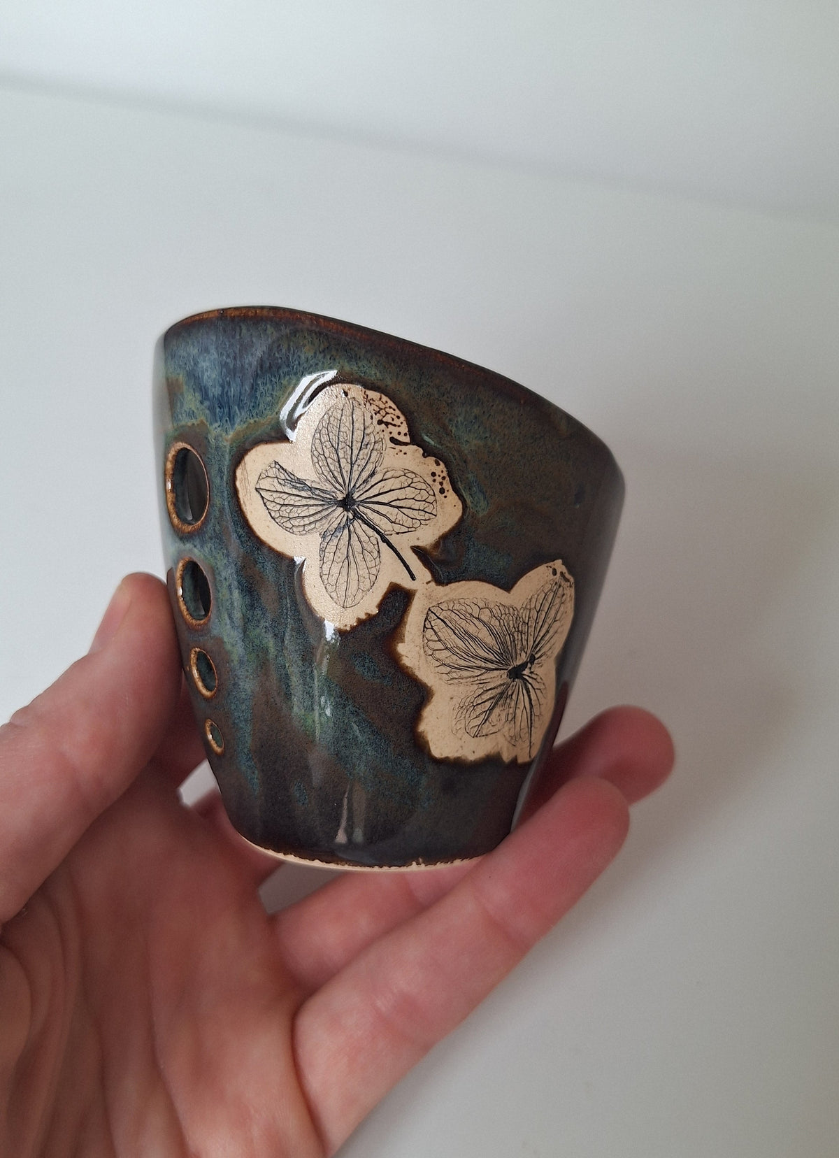 Botanical Herb Stripper Cup - Hydrangea