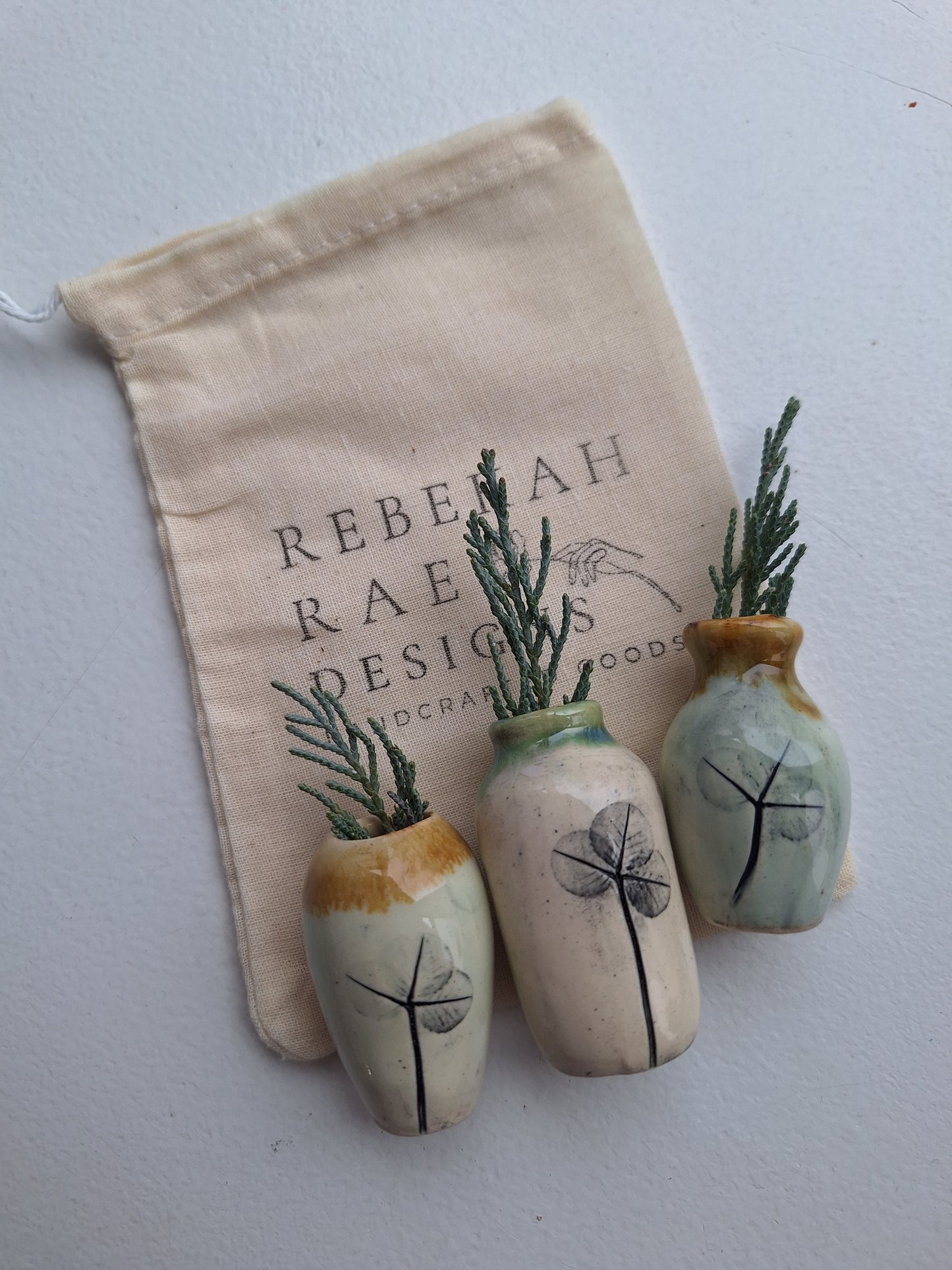 Tiny Vase Set