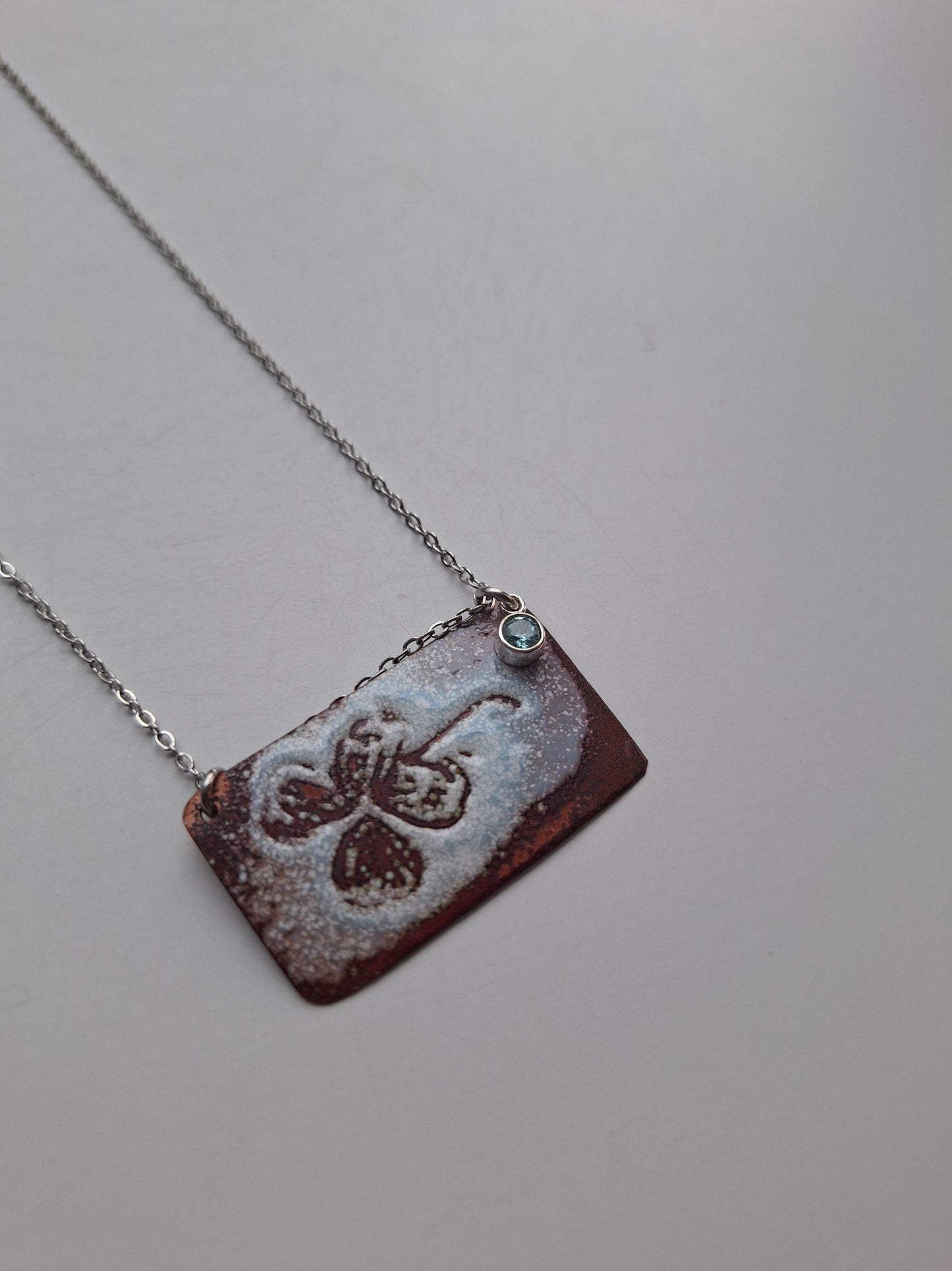 Earthy Clover Necklace