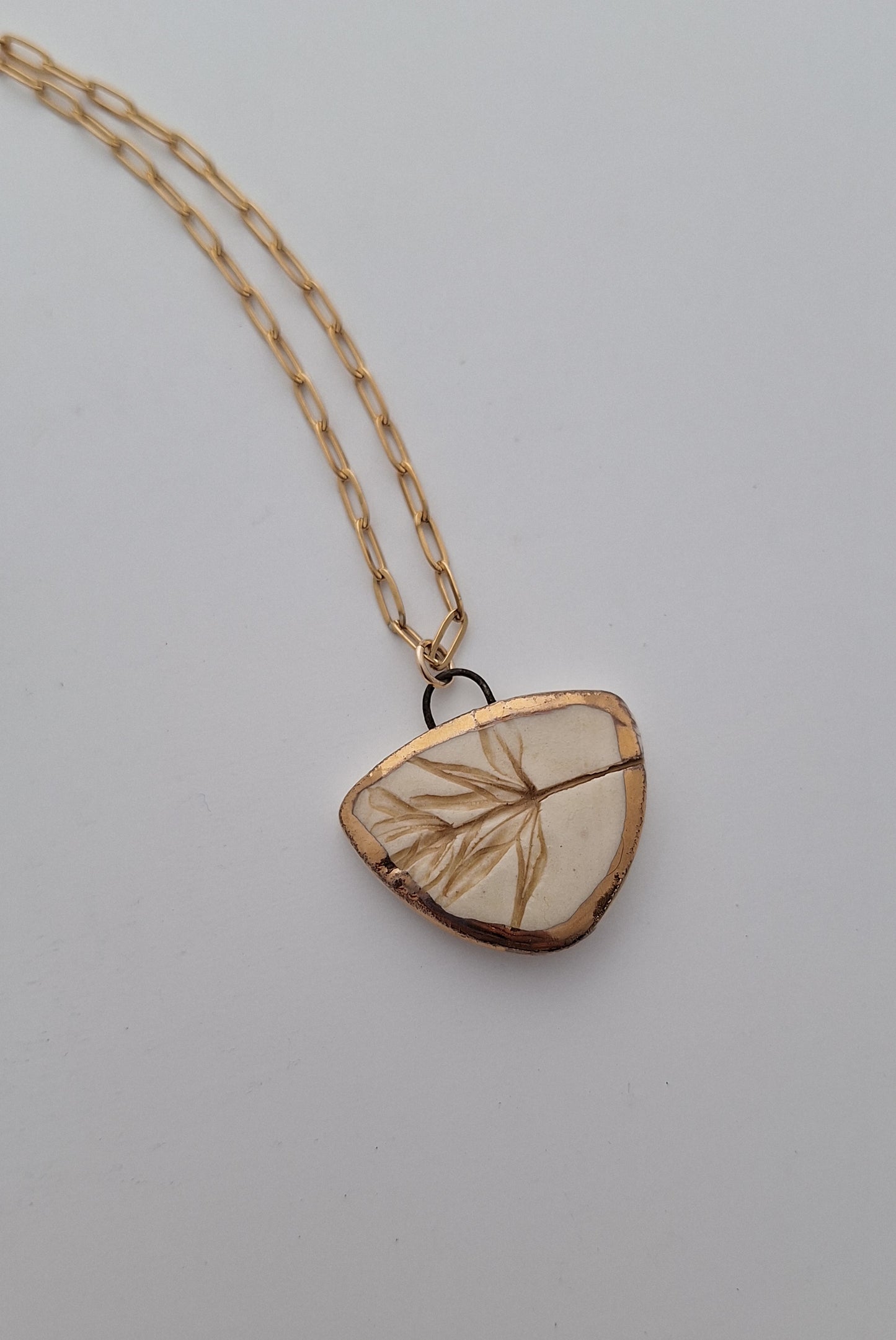 Triangular Leaf Necklace - Ceramic - Gold