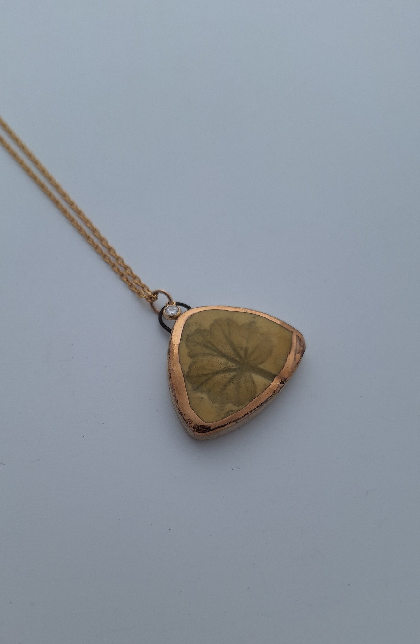 Green Geranium Necklace - Ceramic - Gold