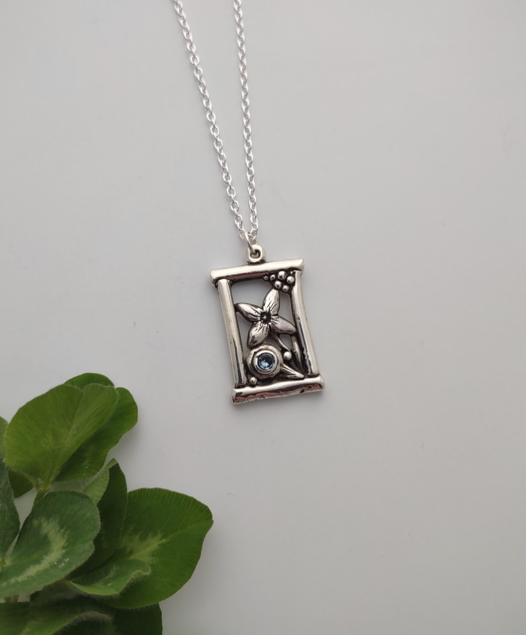 Bluet Garden Necklace