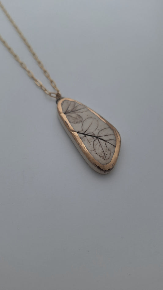 Long Multiflora Necklace - Ceramic - Gold