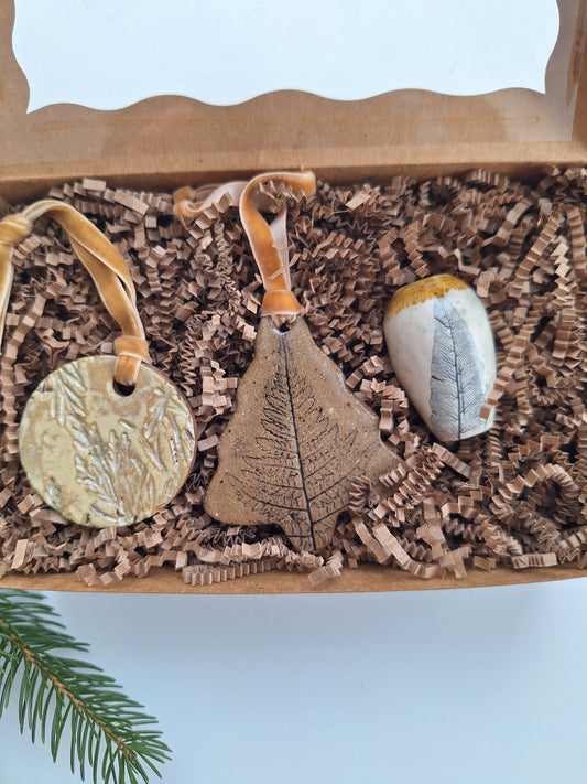 Boxed Gift Set - Ornaments and Tiny vase