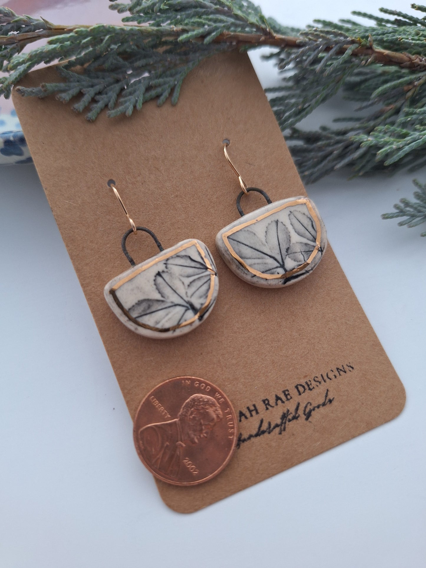Ceramic Earrings - gold