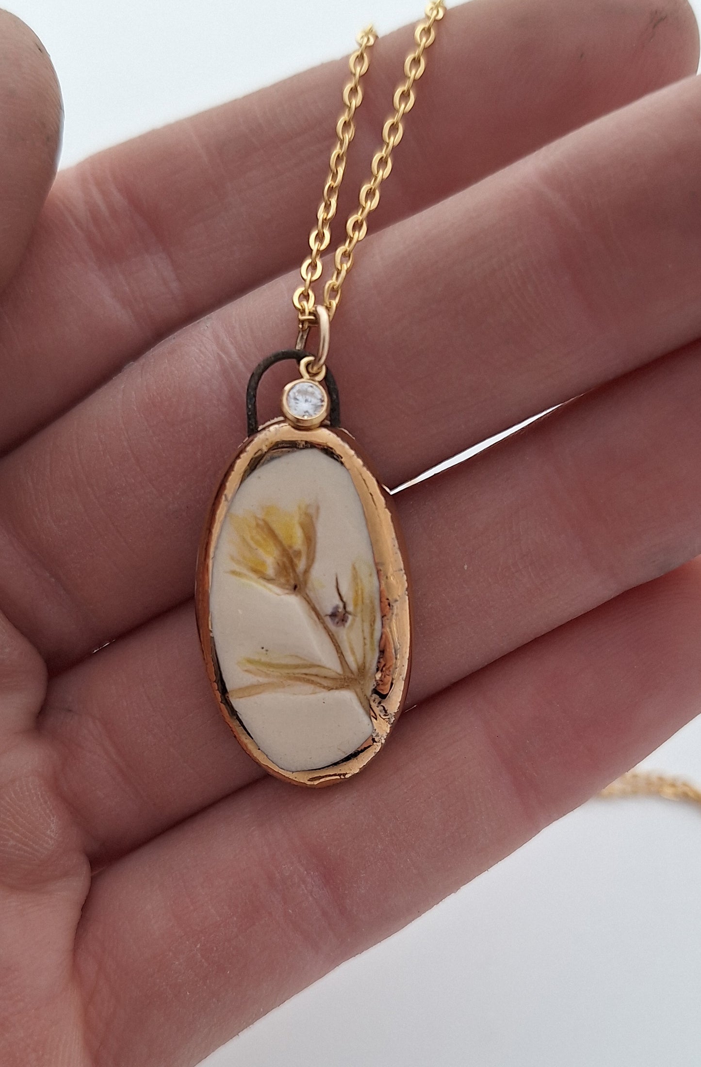 Tiny Posy Necklace - Ceramic - Gold