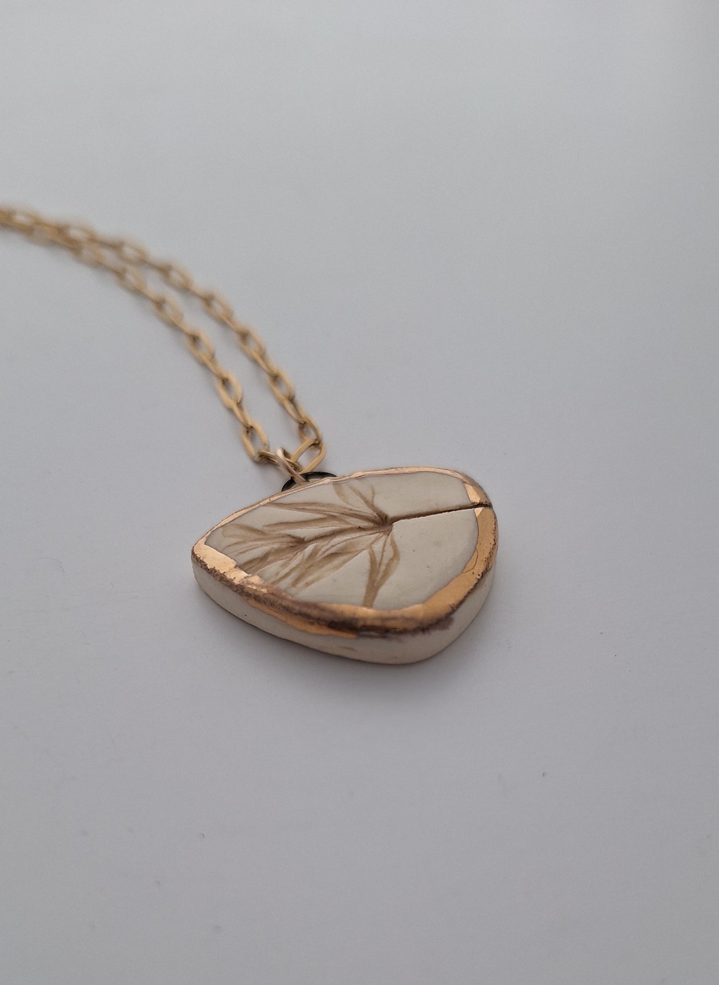 Triangular Leaf Necklace - Ceramic - Gold