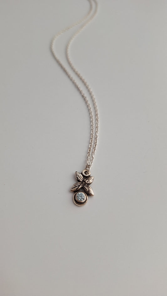 Bluet Necklace