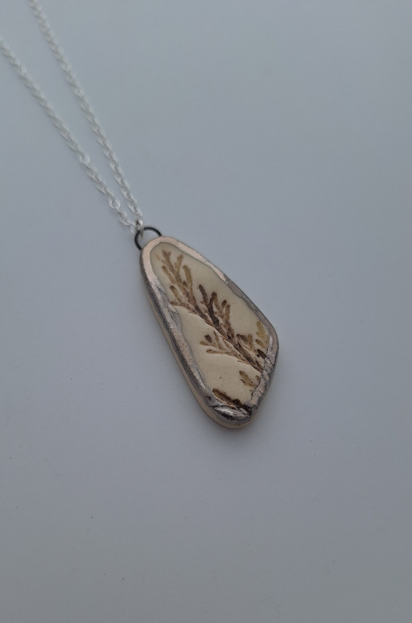 Long Juniper Necklace - Ceramic - Silver