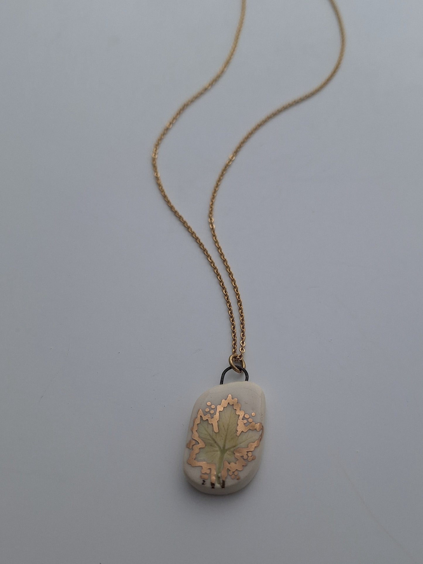 Wild Berry Leaf Ceramic Necklace