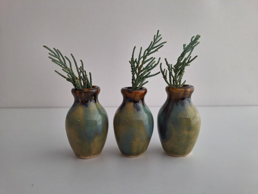 Tiny Vase Set