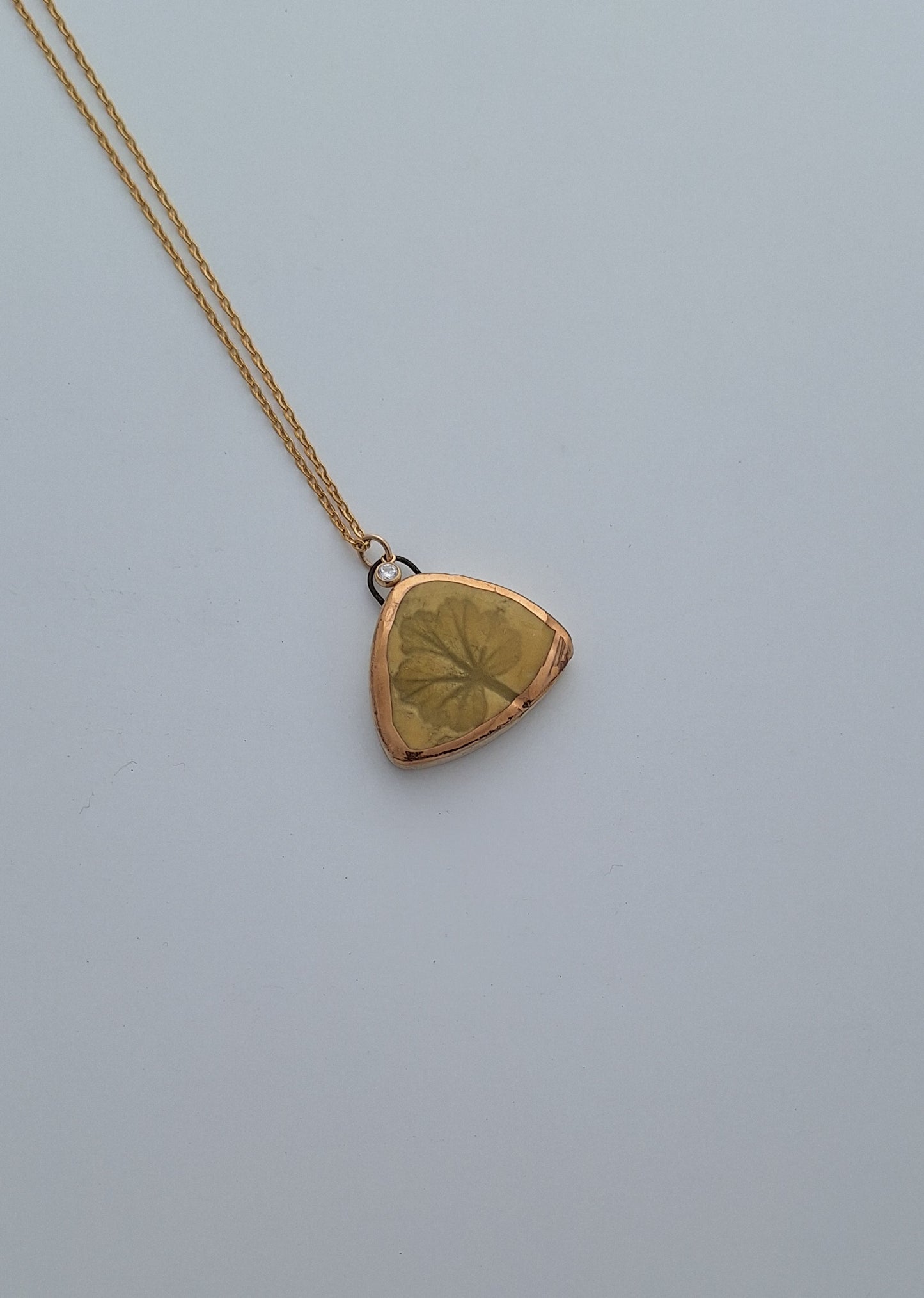 Green Geranium Necklace - Ceramic - Gold