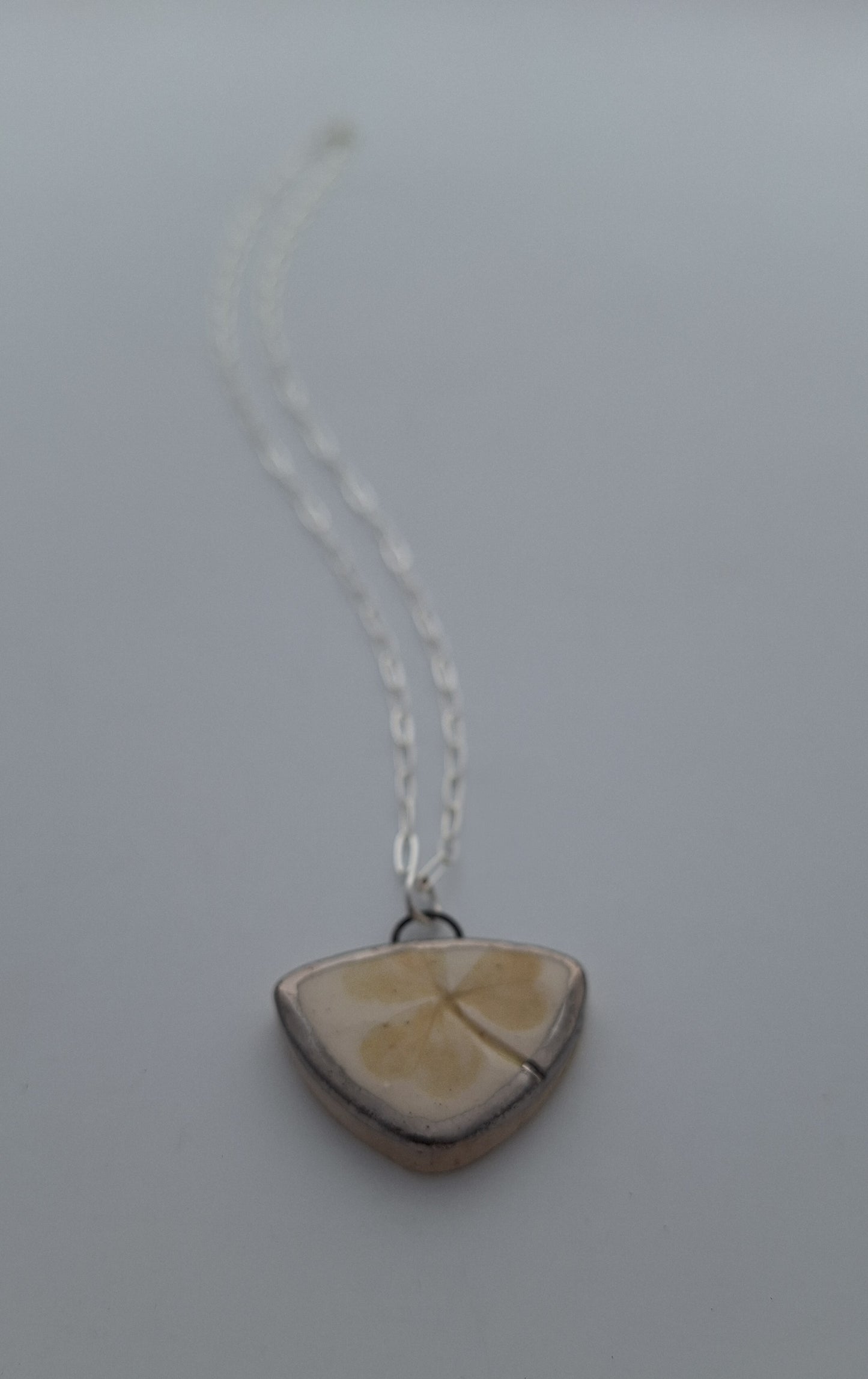 Wood Sorrel Necklace - Ceramic - Silver