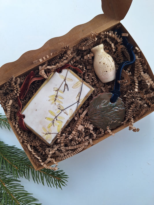 Boxed Gift Set - Ornaments and Tiny vase