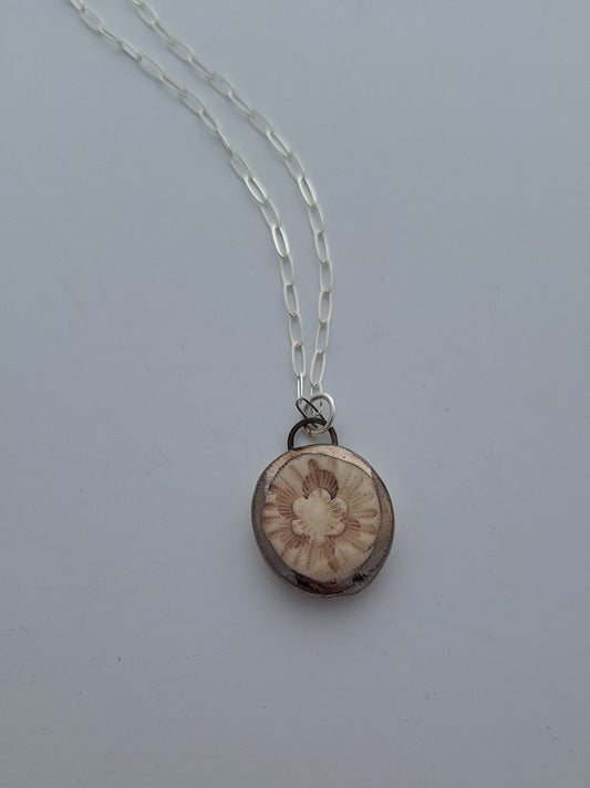 Round Necklace - Ceramic - Silver