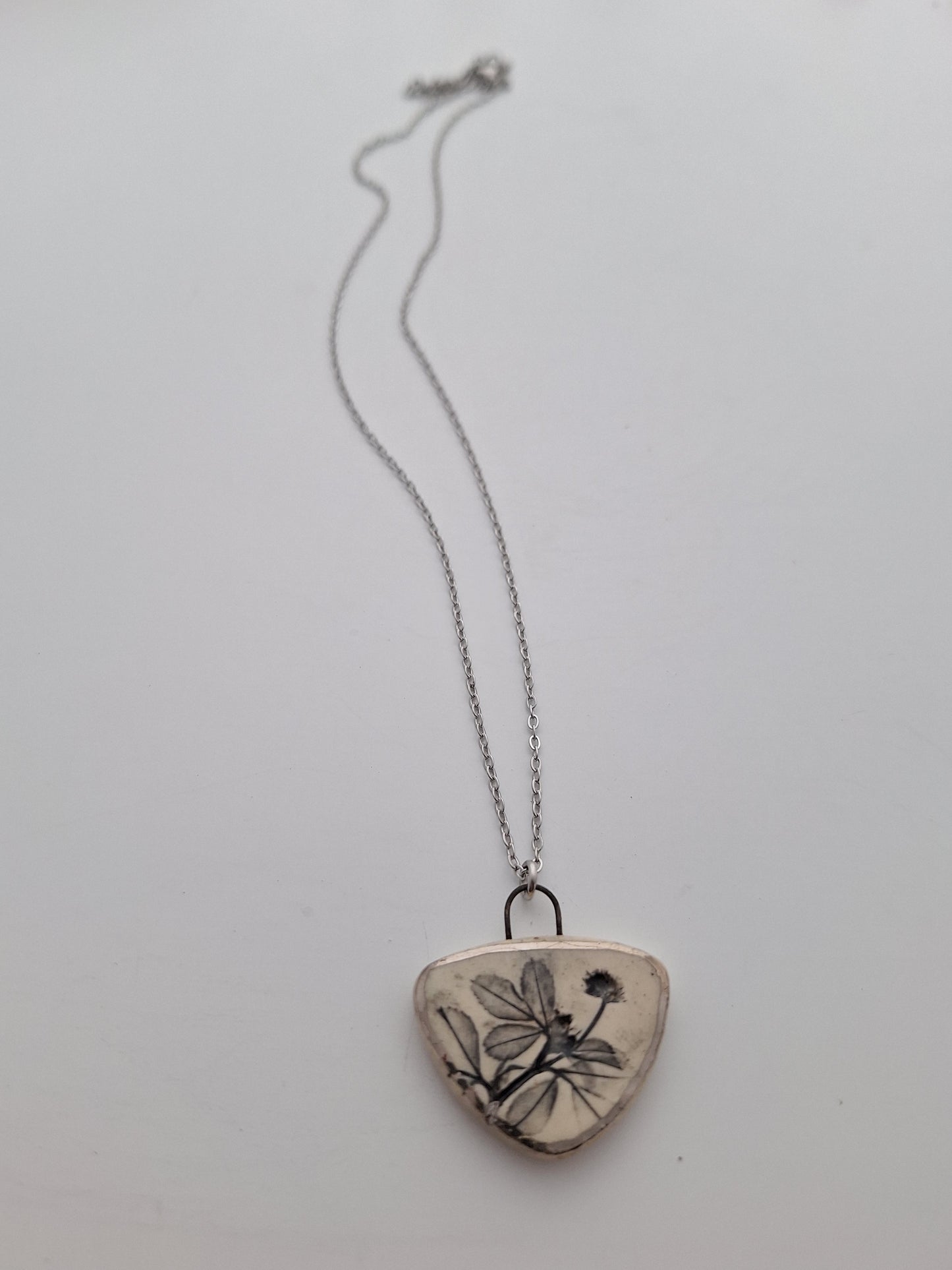 Lupulina Ceramic Necklace