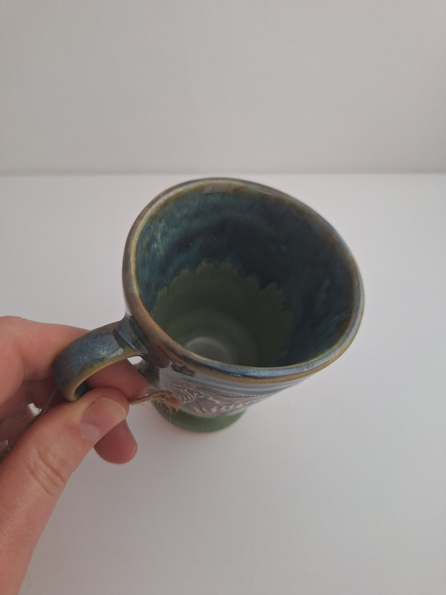 Hand-Carved Fern Stoneware Espresso Mug – Sgraffito Pottery Cup