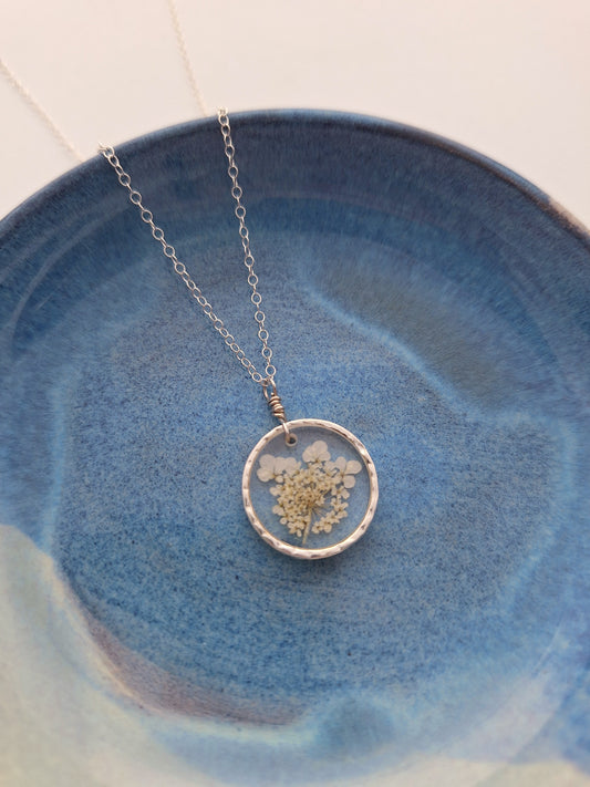 Queen Anne's Lace Necklace