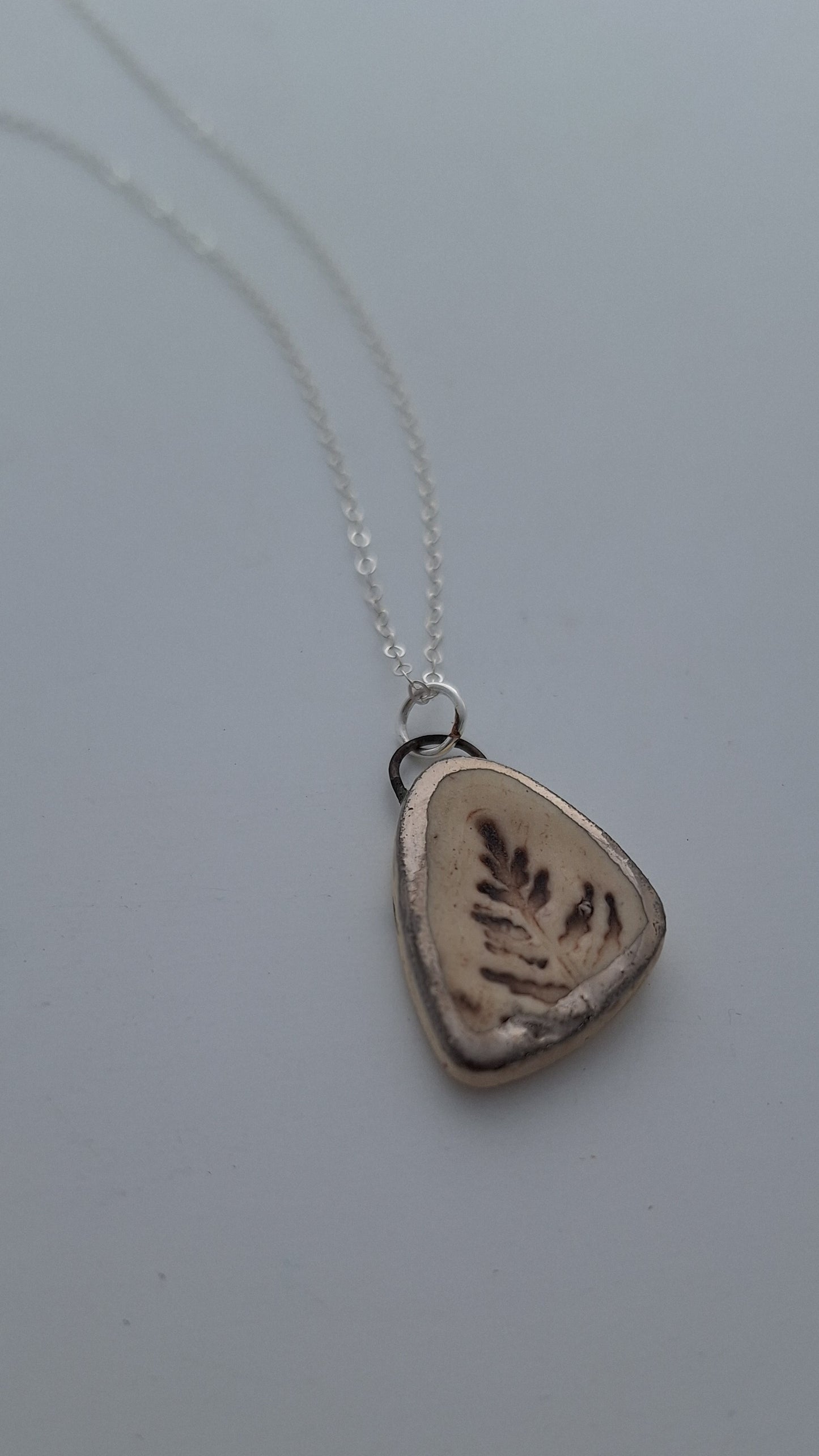 Triangular Fern Necklace - Ceramic - Silver